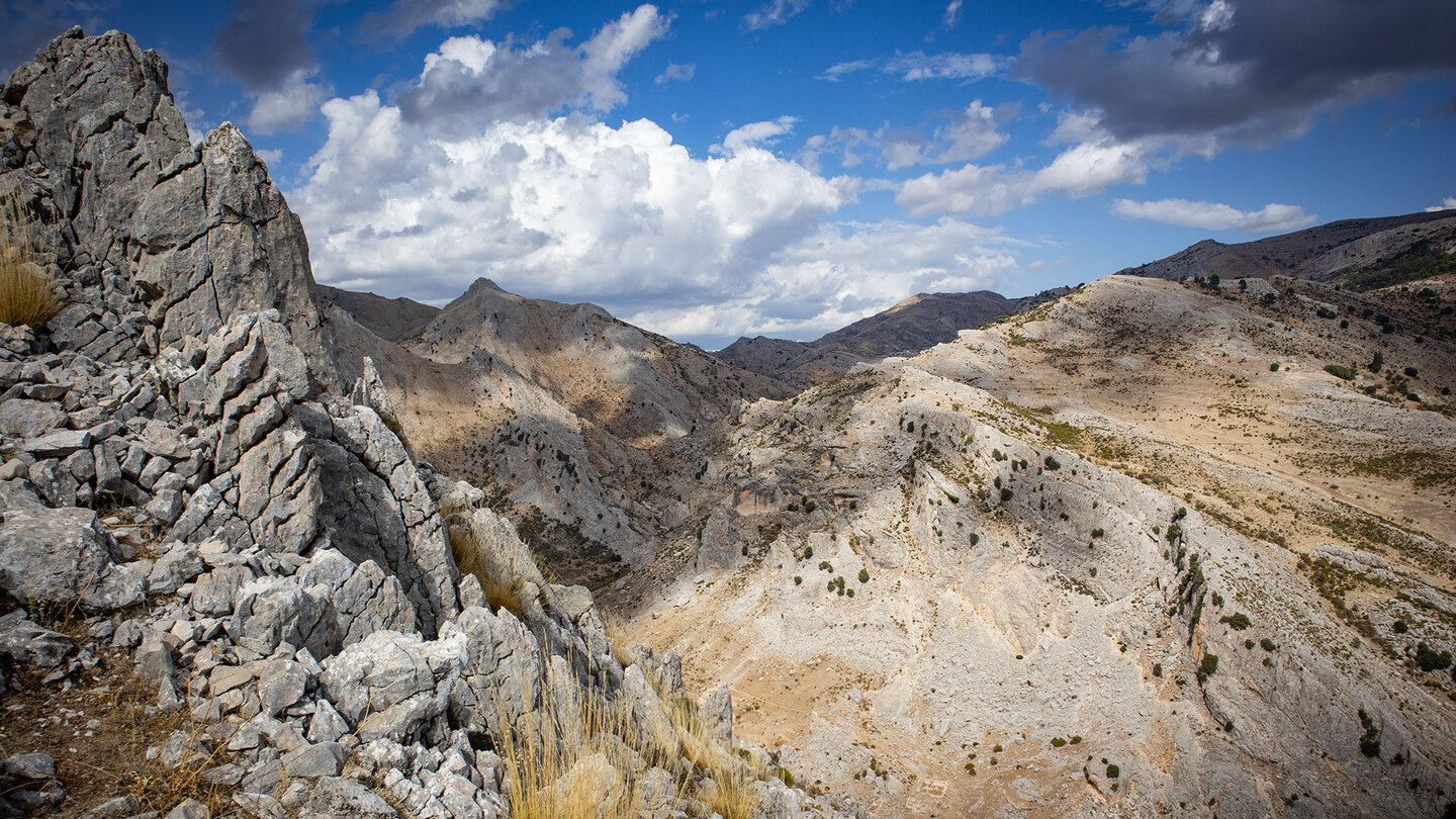 Blick auf den Wanderweg im Tal des Río Castril