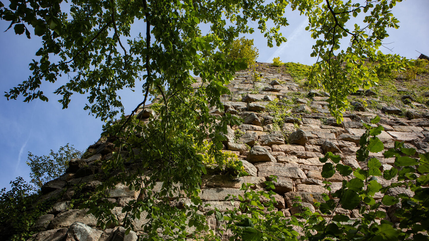 Mauern der Burg Alt Eberstein