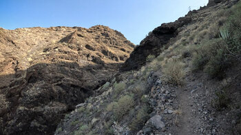 Abstiegam Steilhang des Barranco del Jurado