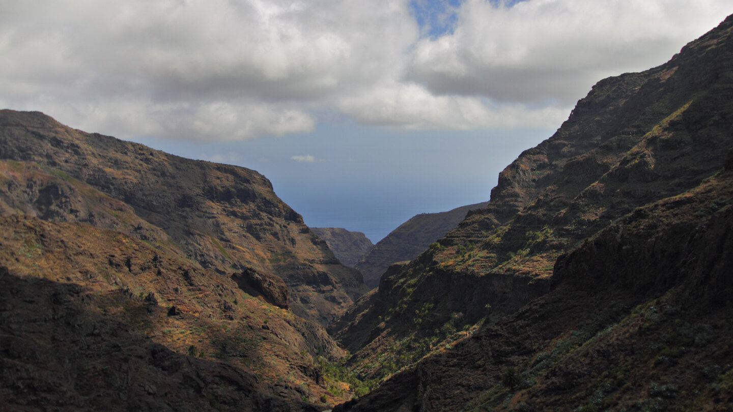 Aussicht bis hin zum Atlantik vom Mirador del Erque auf La Gomera