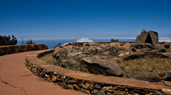 weiter Blick auf den Atlantik vom Gipfel des Alto de Garajonay auf La Gomera