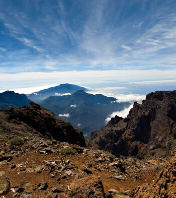 Panoramablick vom Roque de Los Muchachos auf den Pico Pejenado und die Cumbre Vieja