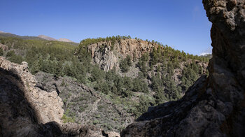 Ausblick vom Wanderweg über die Schlucht Barranco de Géñiga