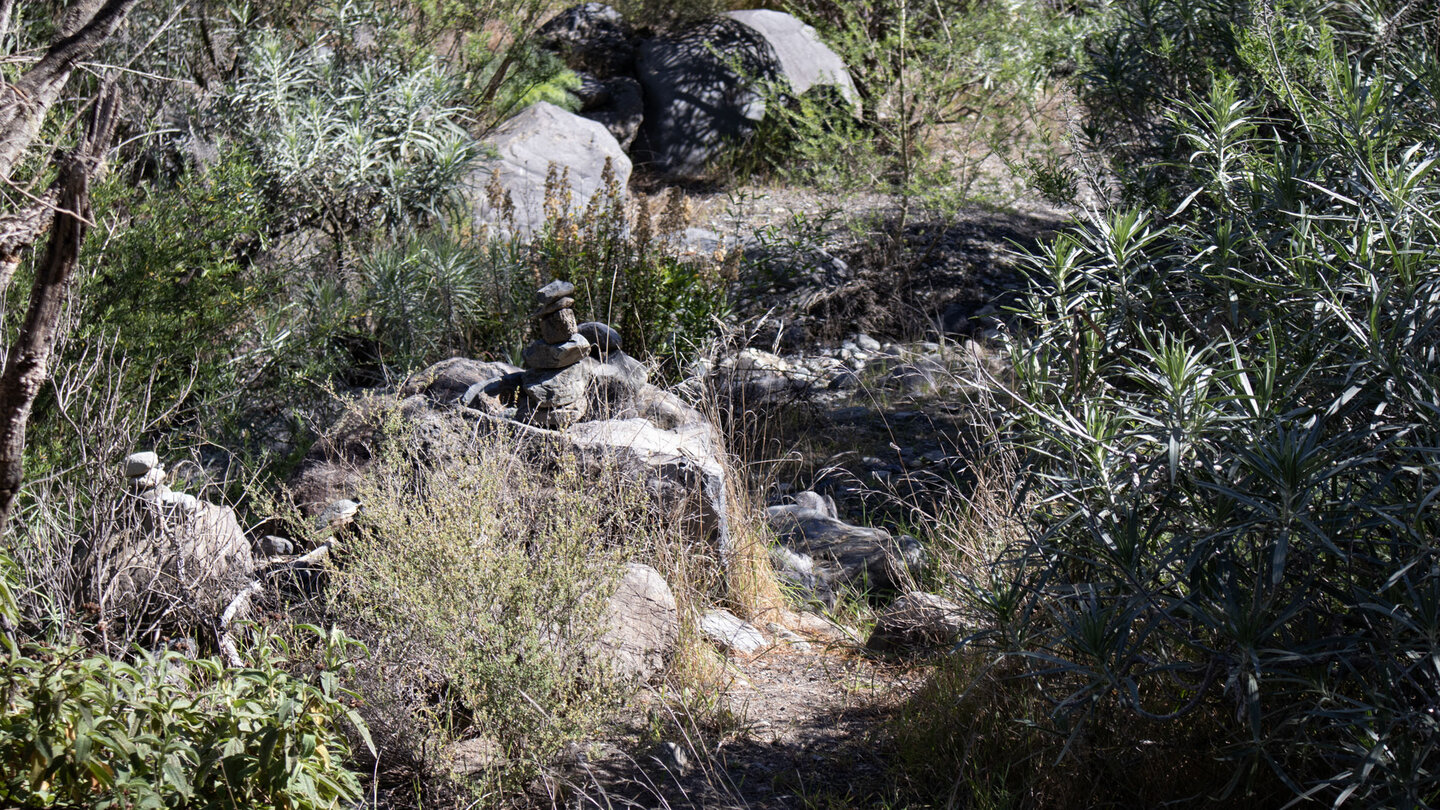 im Bachbett des Barranco de Géñiga