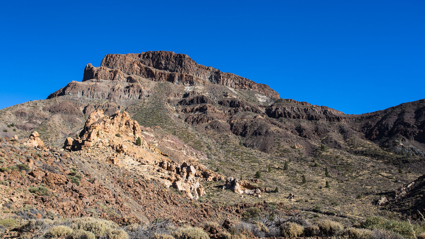 Ausblick auf den Guajara vom Ausgangspunkt der Wanderung am Parador del Teide