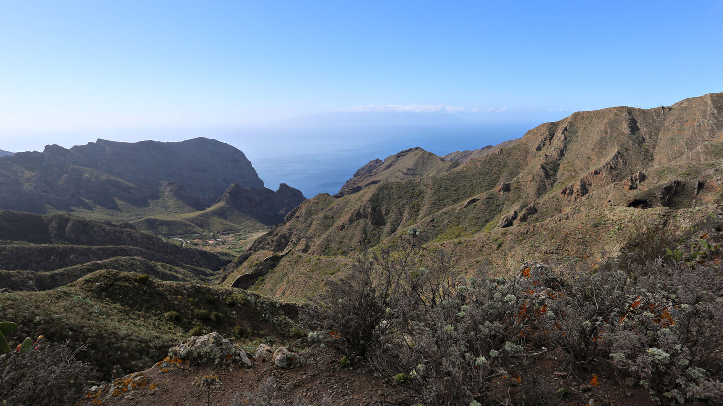 Ausblick vom Mirador de Baracán über Los Carrizales