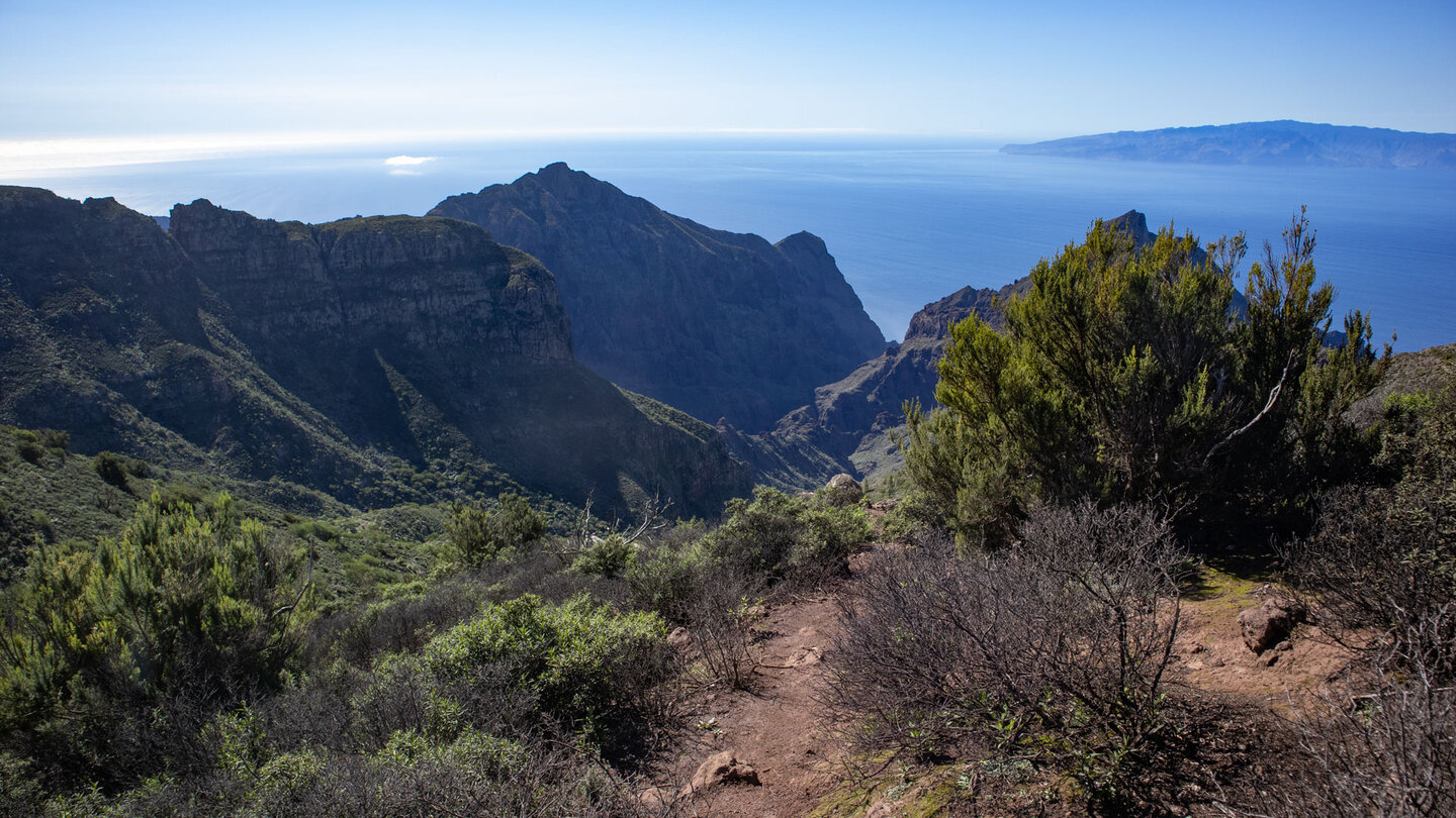 der Höhenwanderweg entlang der Cumbre de Bolico im Teno-Gebirge