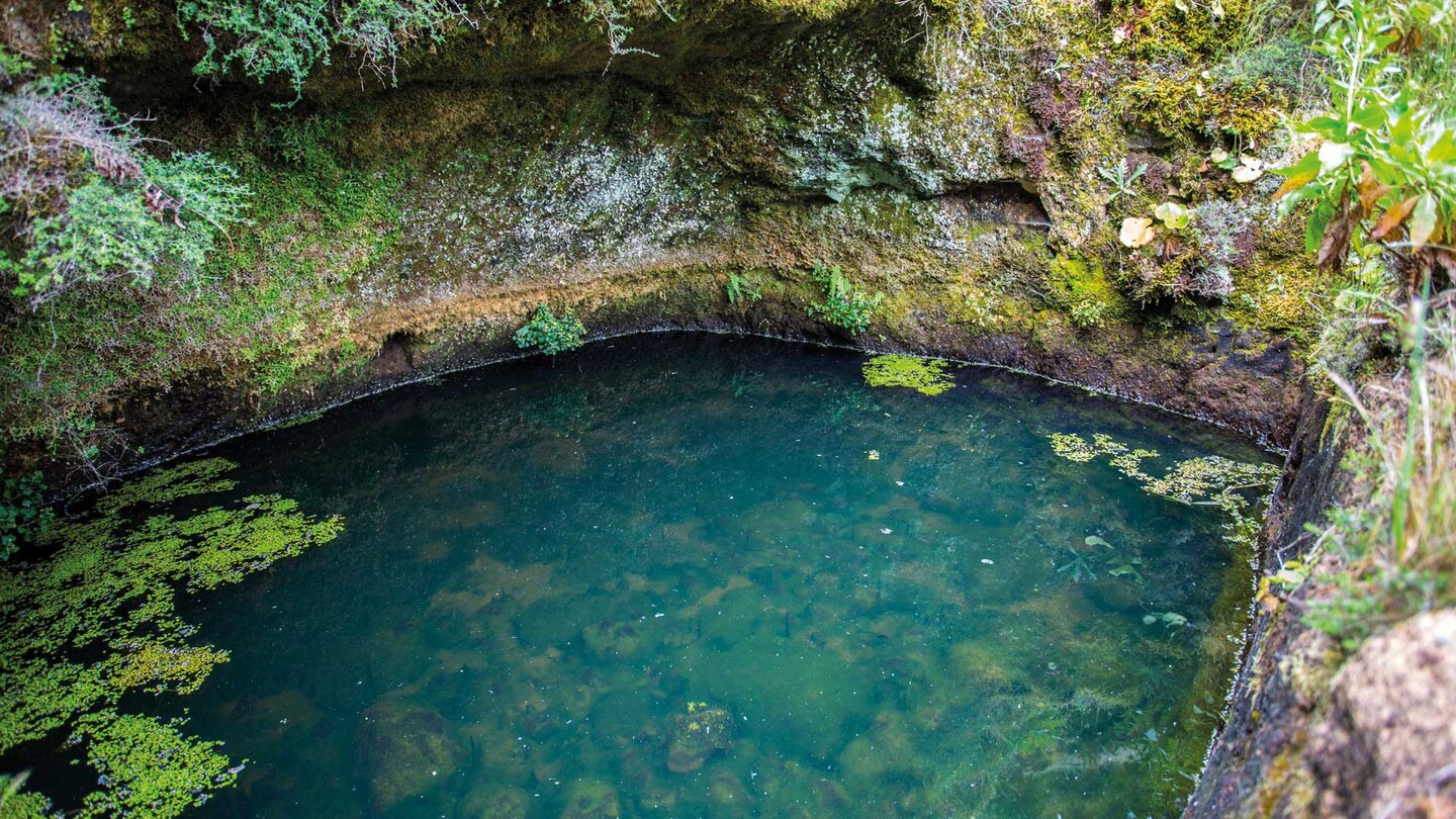 die Wassergruben werden auf El Hierro Albercas genannt