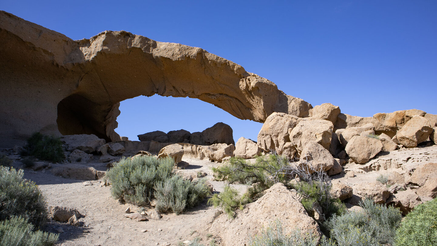 der beeindruckende Arco de Tajao ist fast 30 Meter lang und nahezu 10 Meter hoch