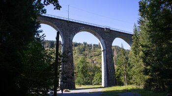 Eisenbahnviadukt in der Ravennaschlucht