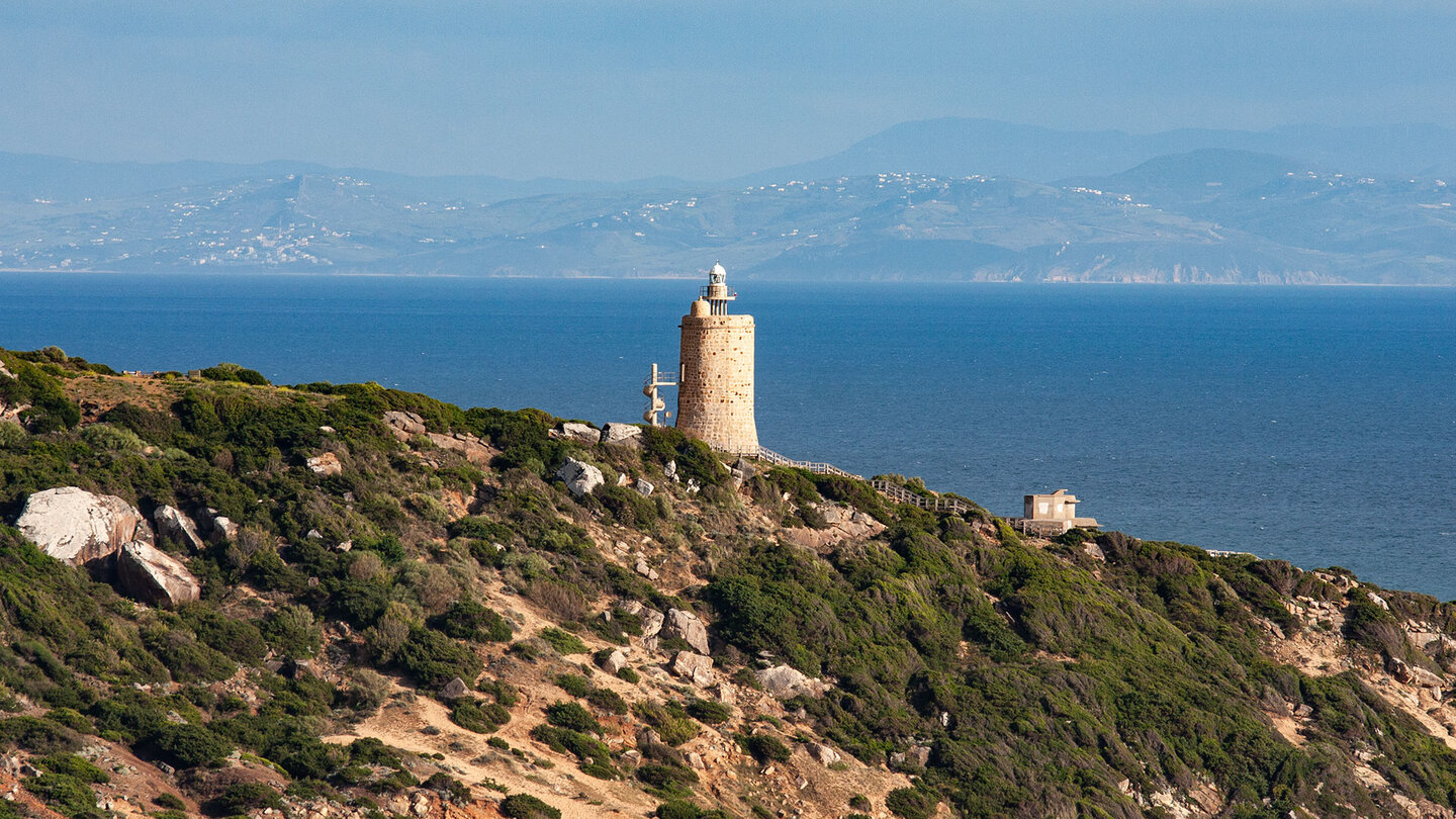 Torre de Cabo de Gracia y Faro de Camarinal