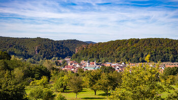 Ausblick über Dahn bis zum Jungfernsprug