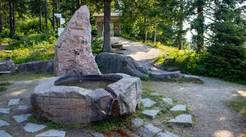 Brunnen beim Mummelseeportal