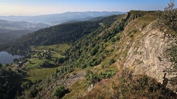 Blick vom Taubenklangfelsen übers Münstertal