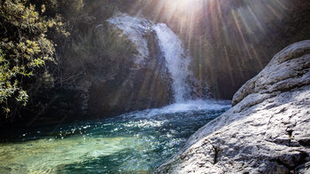 Wasserfall Cascada de Río Dilar