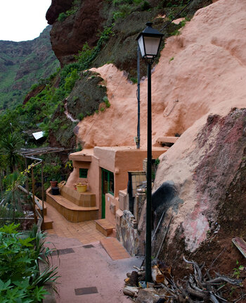 der Eingangsbereich einer Wohnhöhle bei den Cuevas Bermejas auf Gran Canaria