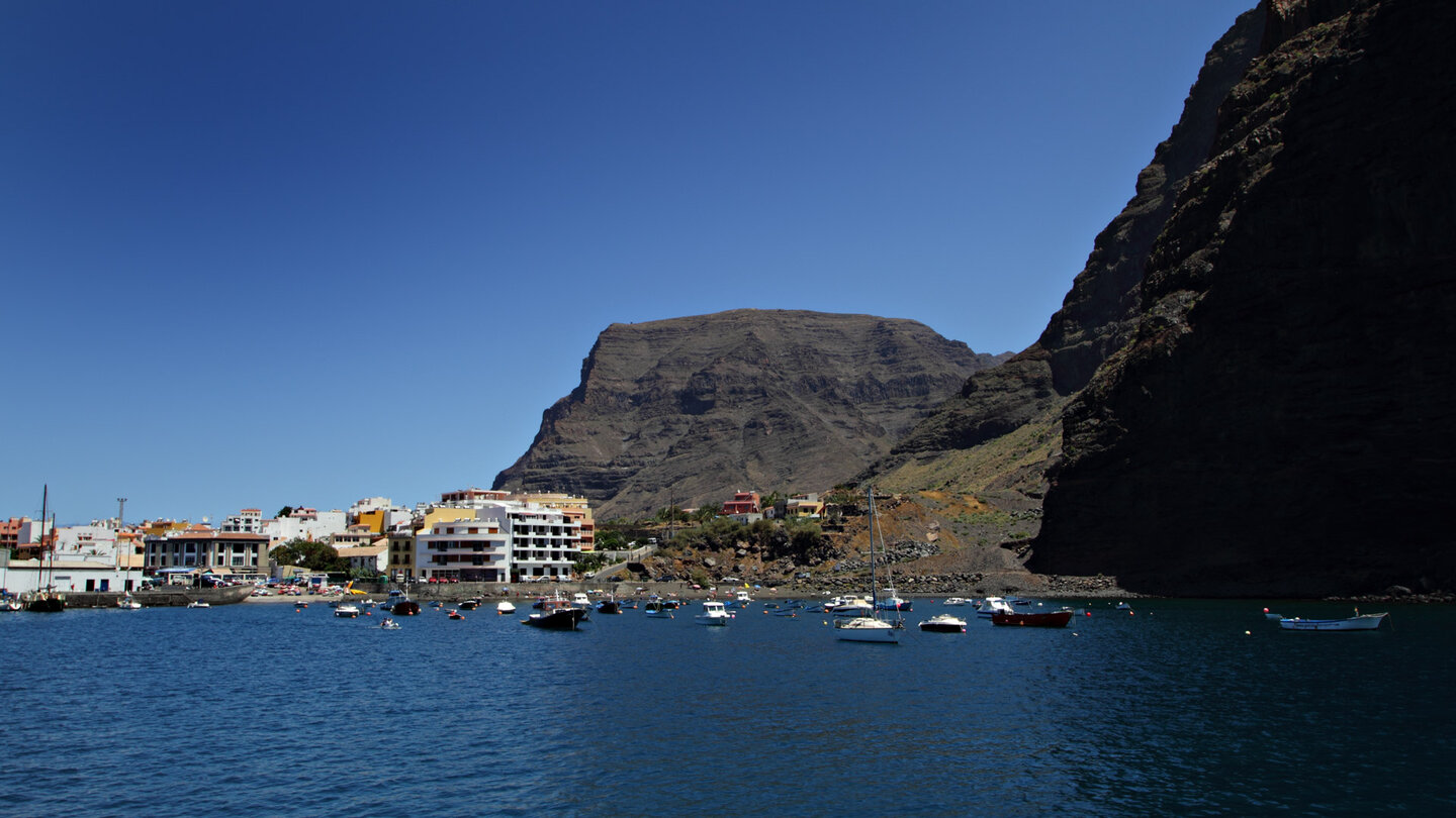 der Hafen von Vueltas auf La Gomera