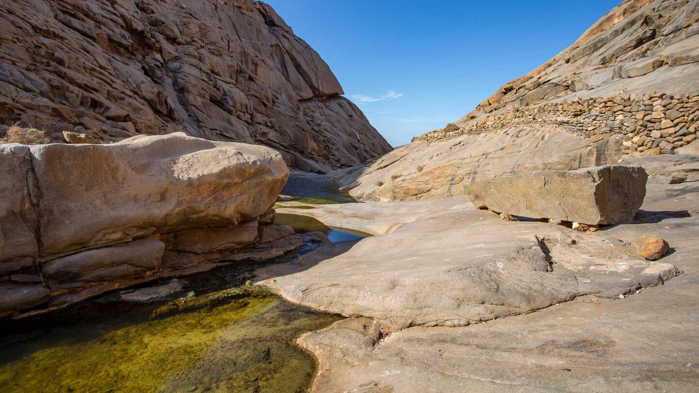 kleiner Wasserlauf im Barranco de Malpaso