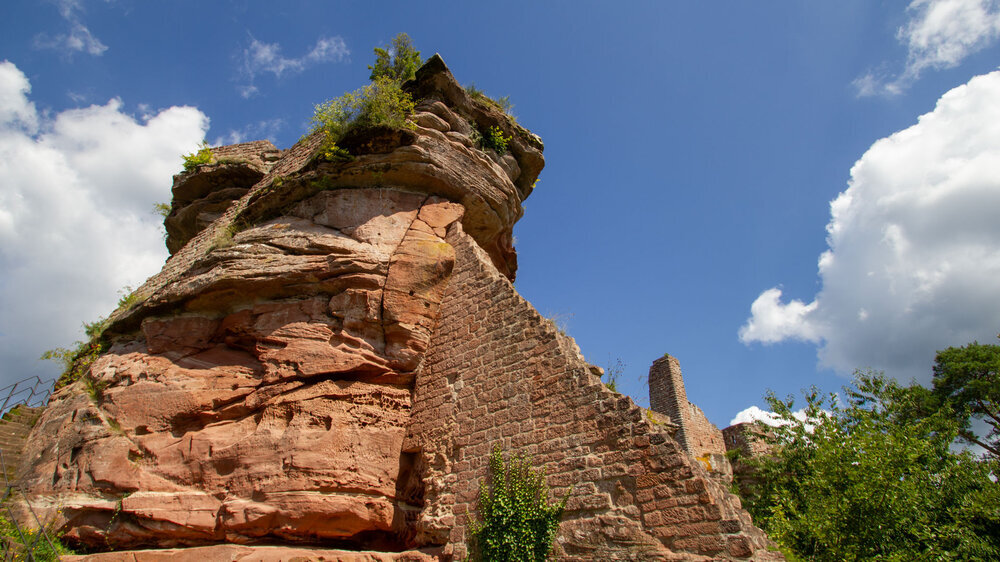 die Burg Tanstein bei Dahn