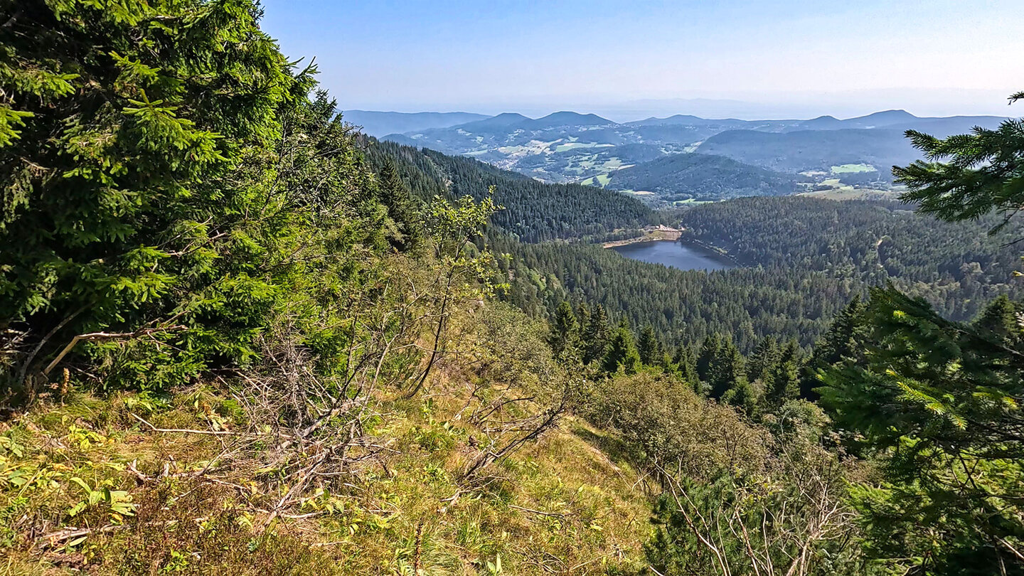 Seeblick von der Wanderung Tour du Lac Noir