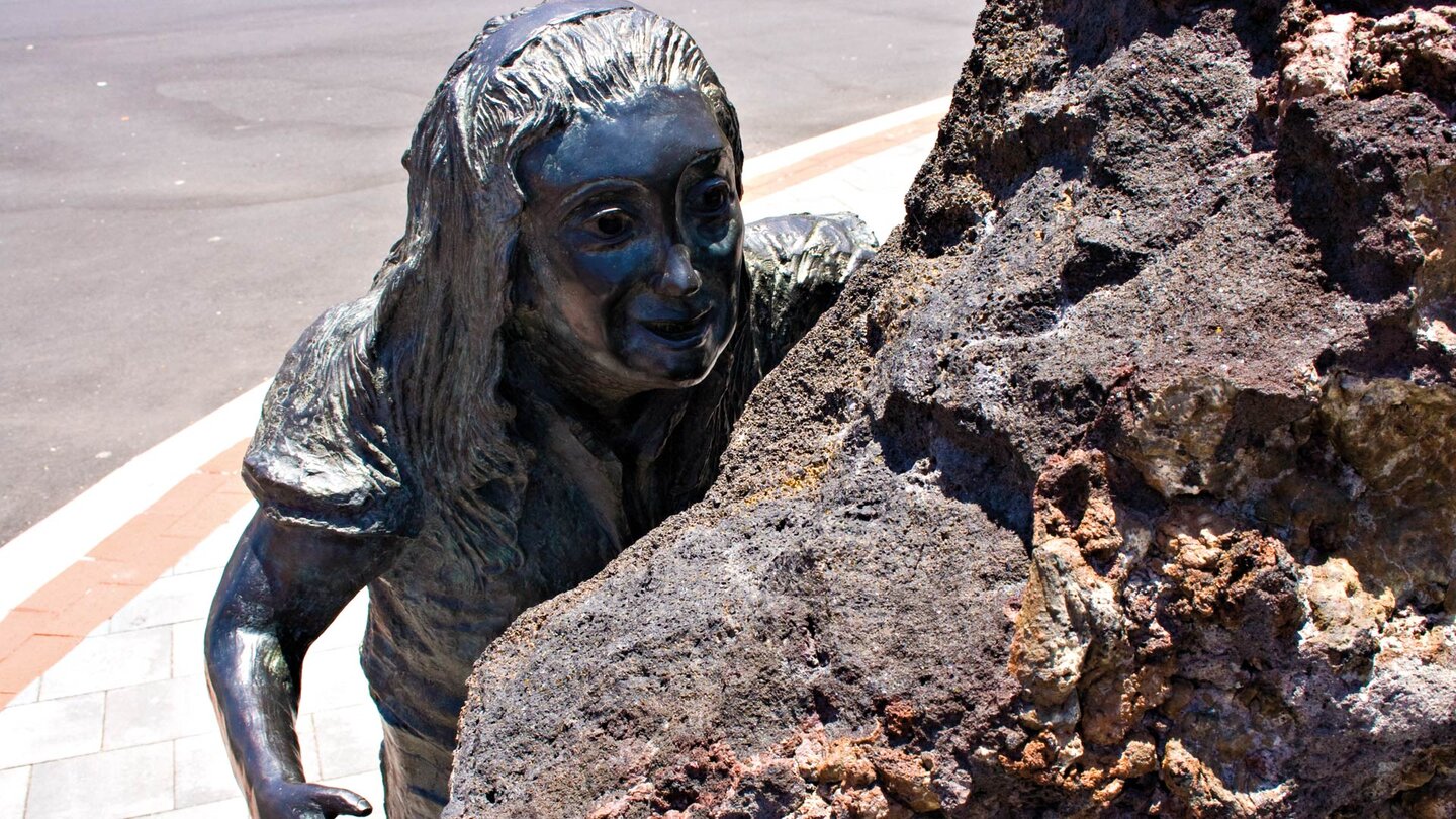 Skulpturen auf den Straßen von Tigaday auf El Hierro