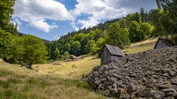 idyllische Heuhütten am Westweg im Kauersbachtal