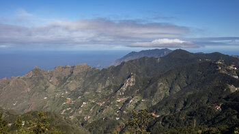 Blick vom Mirador Pico del Inglés zu den Roques de Anaga auf Teneriffa