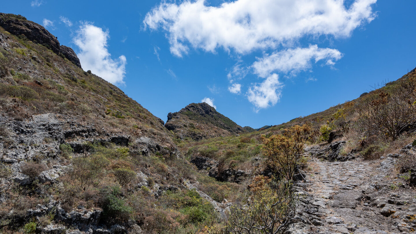 Wanderung auf dem traditionell gepflasterten Camino de Las Moradas