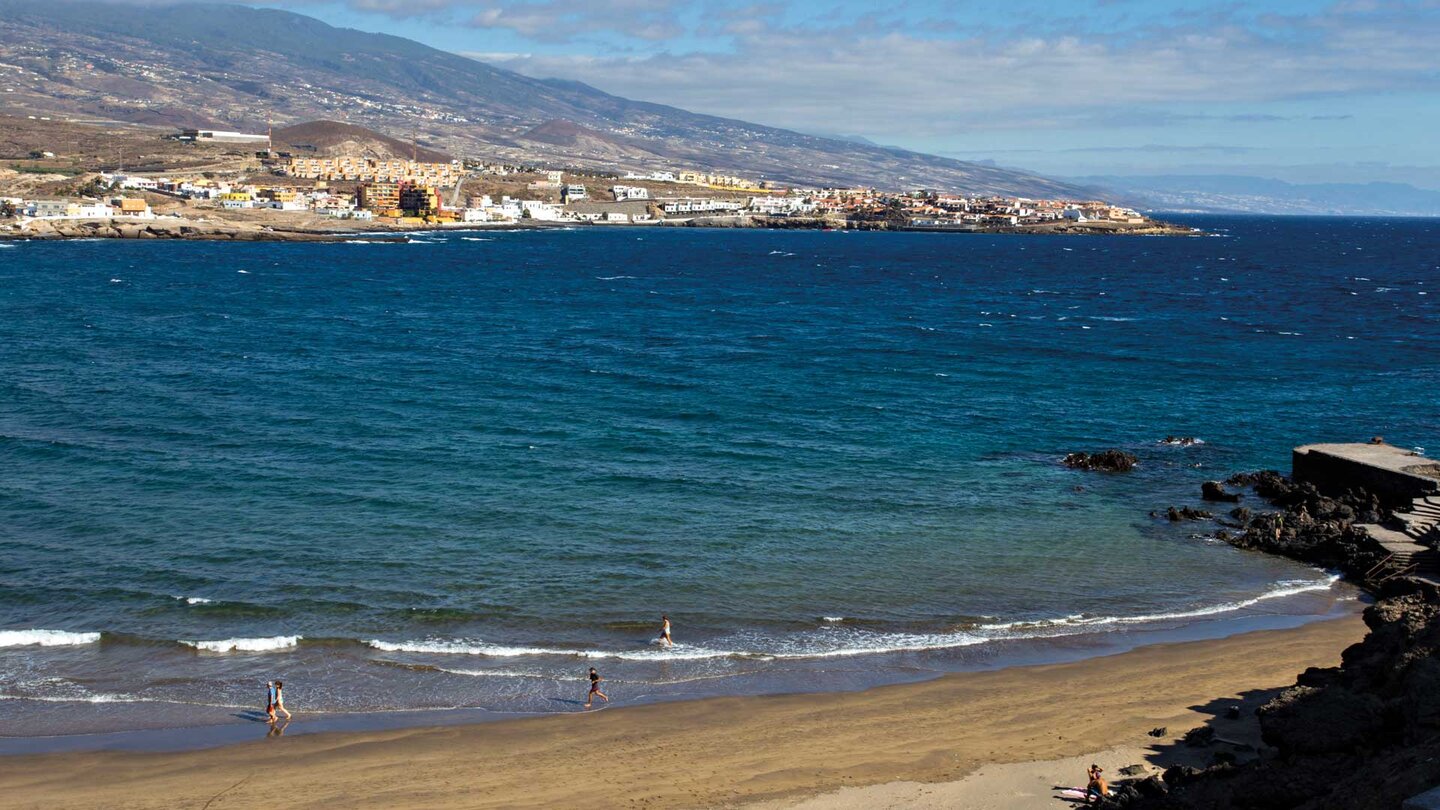 Blick auf die Orte Porís de Abona und Casablanca bei Punta de Abona