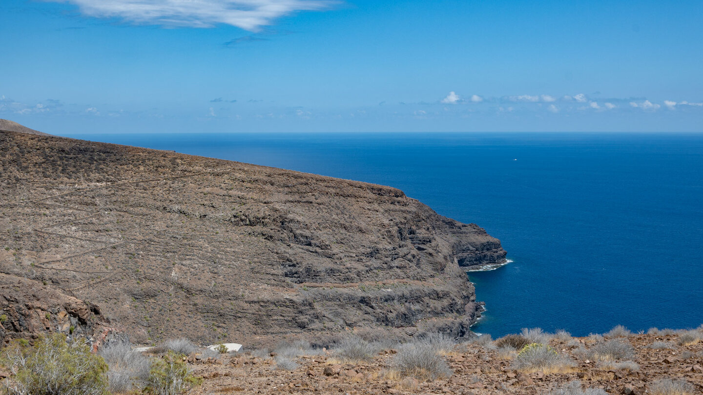 Ausblick auf das Barranco de la Negra und dem Punta la Sabinilla im Hintergrund