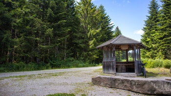 Pavillon am Rastplatz Huzenbacher Seeblick