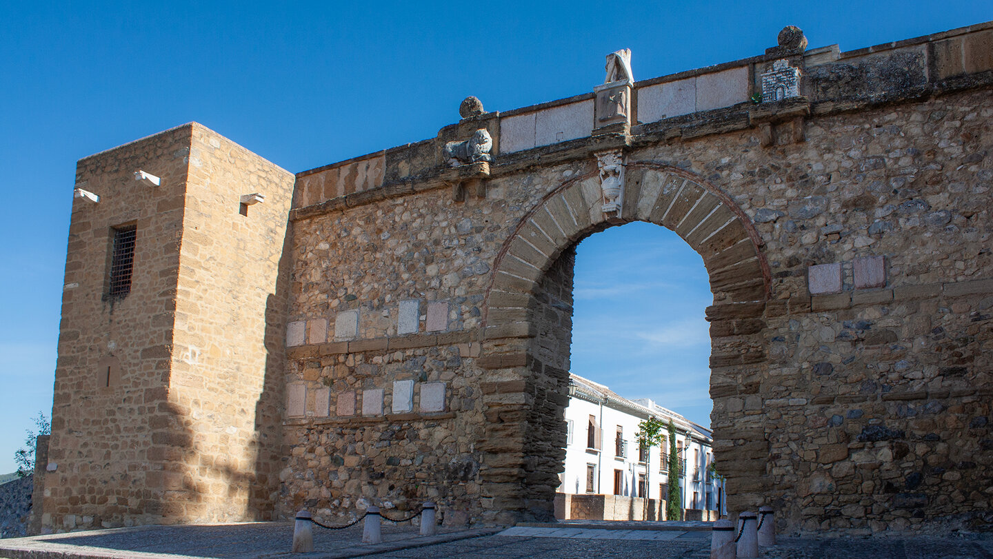 Arco de los Gigantes – das Himmelstor von Antequera | © Sunhikes