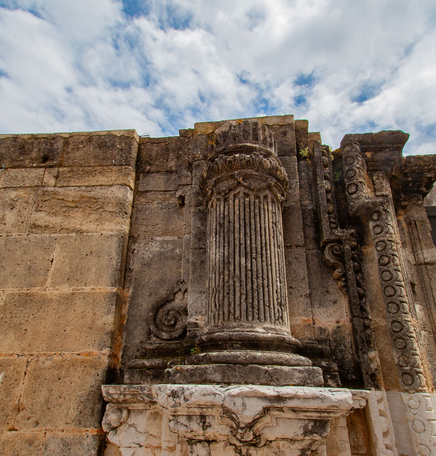 Templo inconcluso de los Jesuitas – unvollendeter Jesuitentempel | © Sunhikes