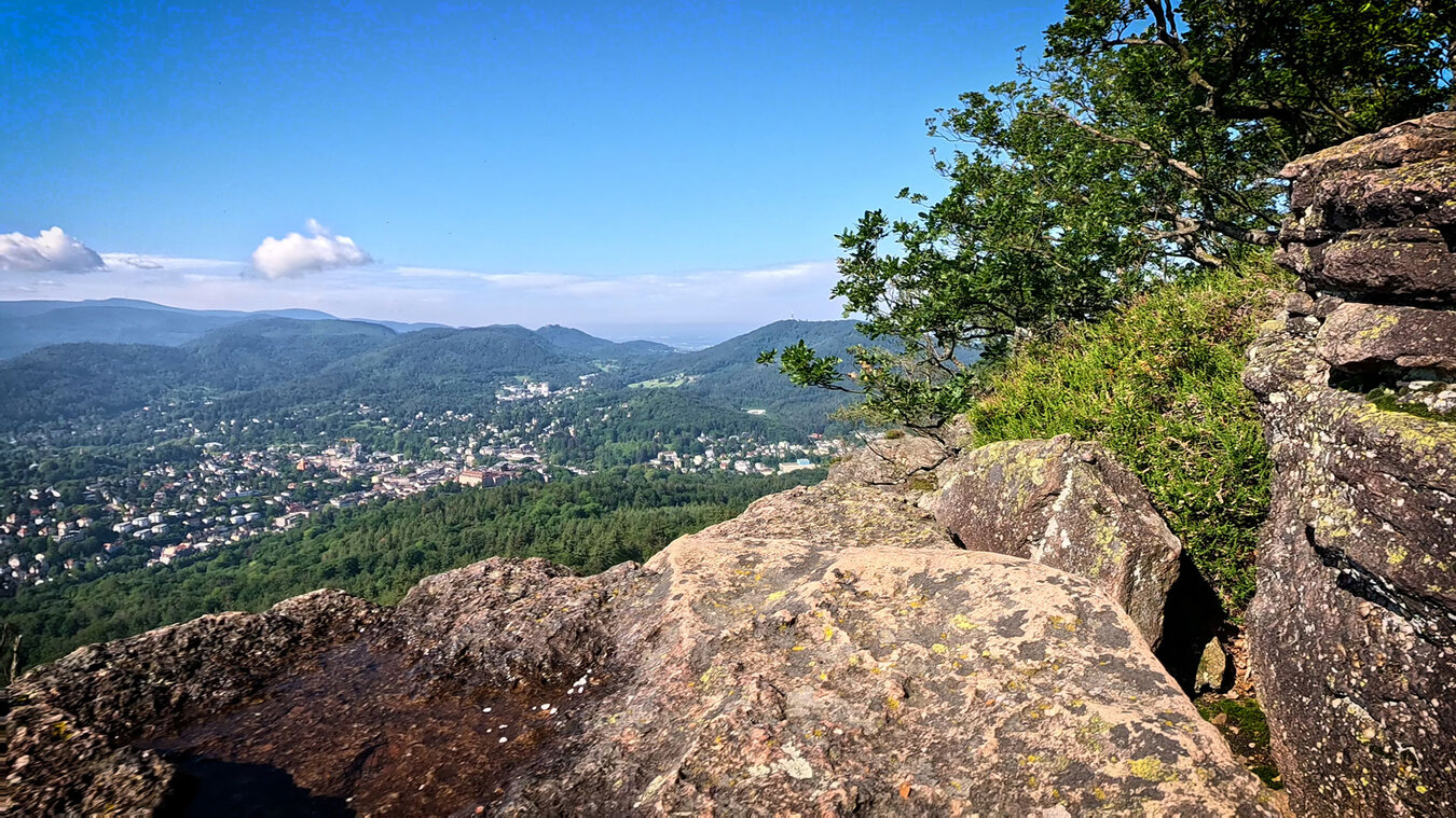 Blick auf Baden-Baden vom Battert | © Sunhikes