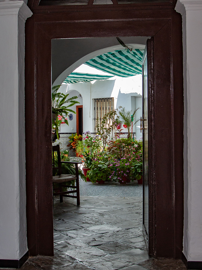 beschatteter Patio in Conil de la Frontera | © Sunhikes