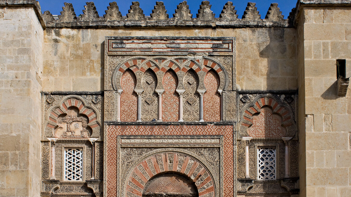 Fassade der Mezquita  | © Sunhikes