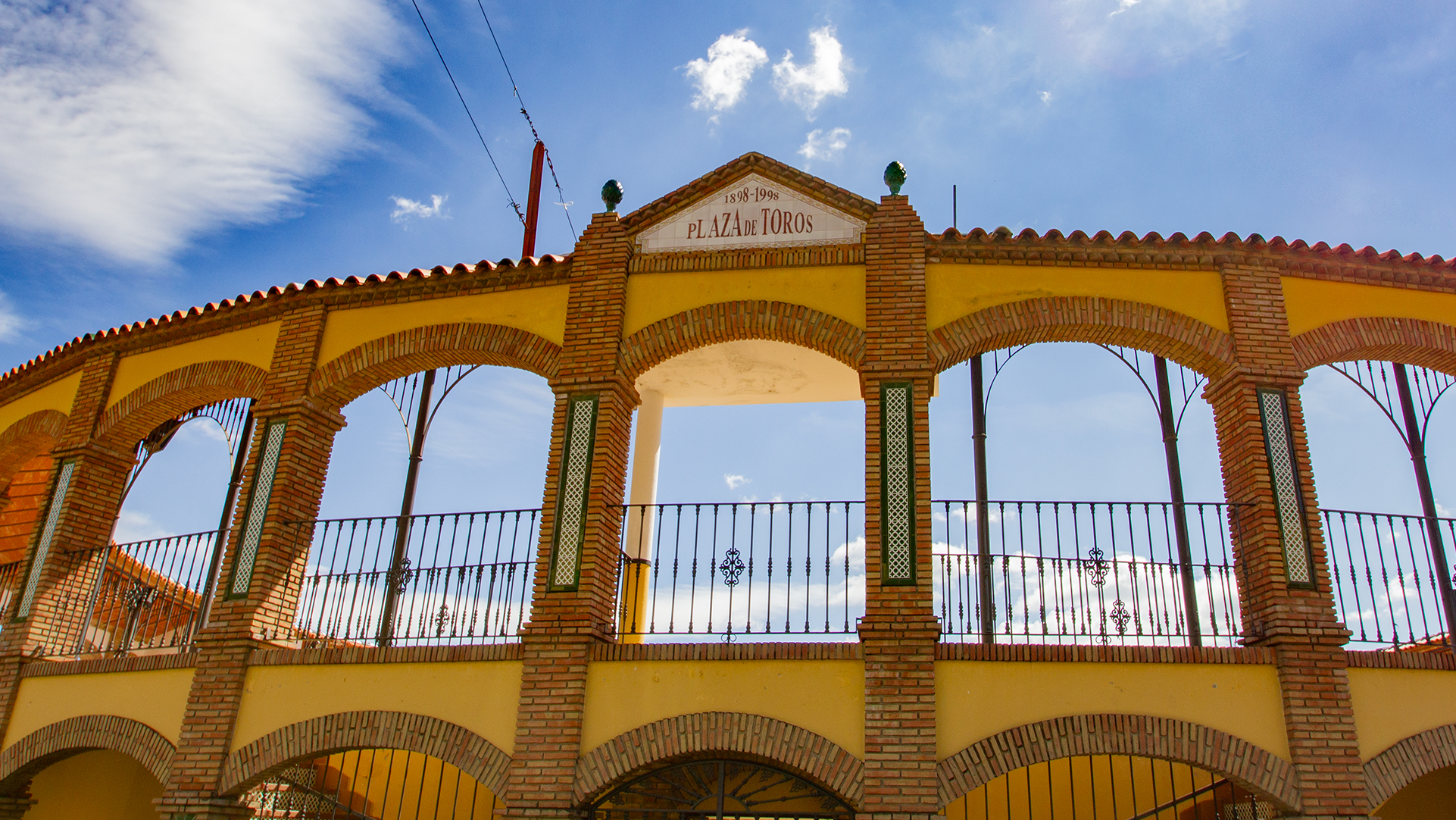 Plaza de Toros in Cortes de la Frontera | © Sunhikes