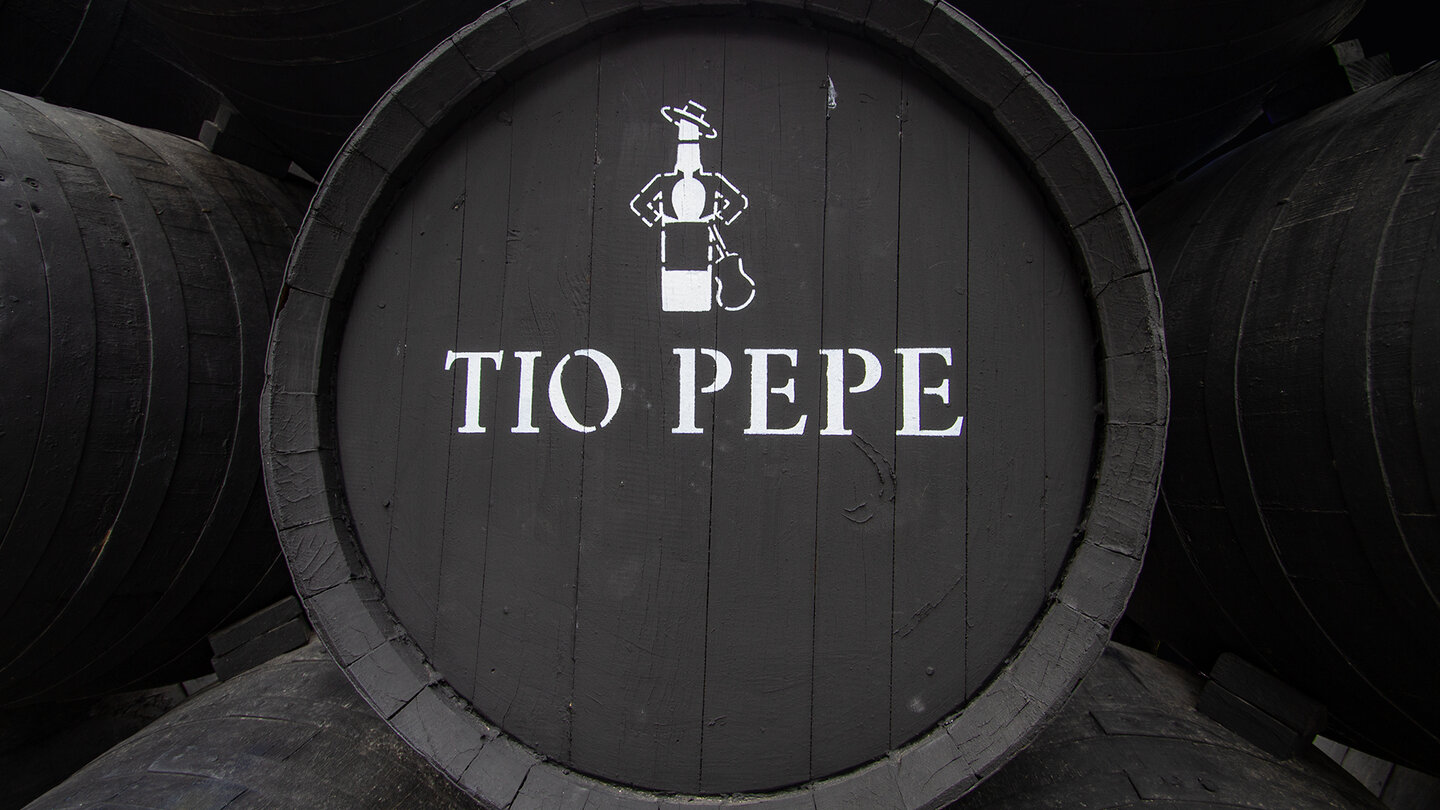 Sherryfässer von Tio Pepe in Jerez | © Sunhikes