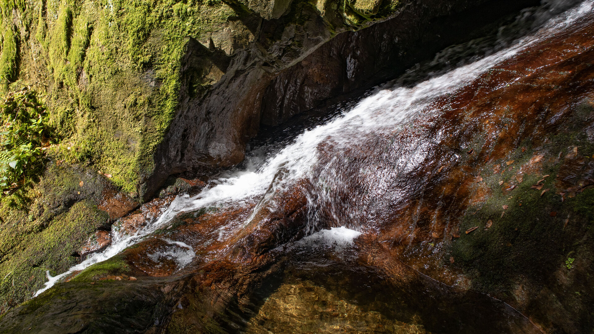 Naturschatz Karlsruher Grat und Edelfrauengrab-Wasserfälle | © Sunhikes Naturschatz Karlsruher Grat und Edelfrauengrab-Wasserfälle | © Sunhikes