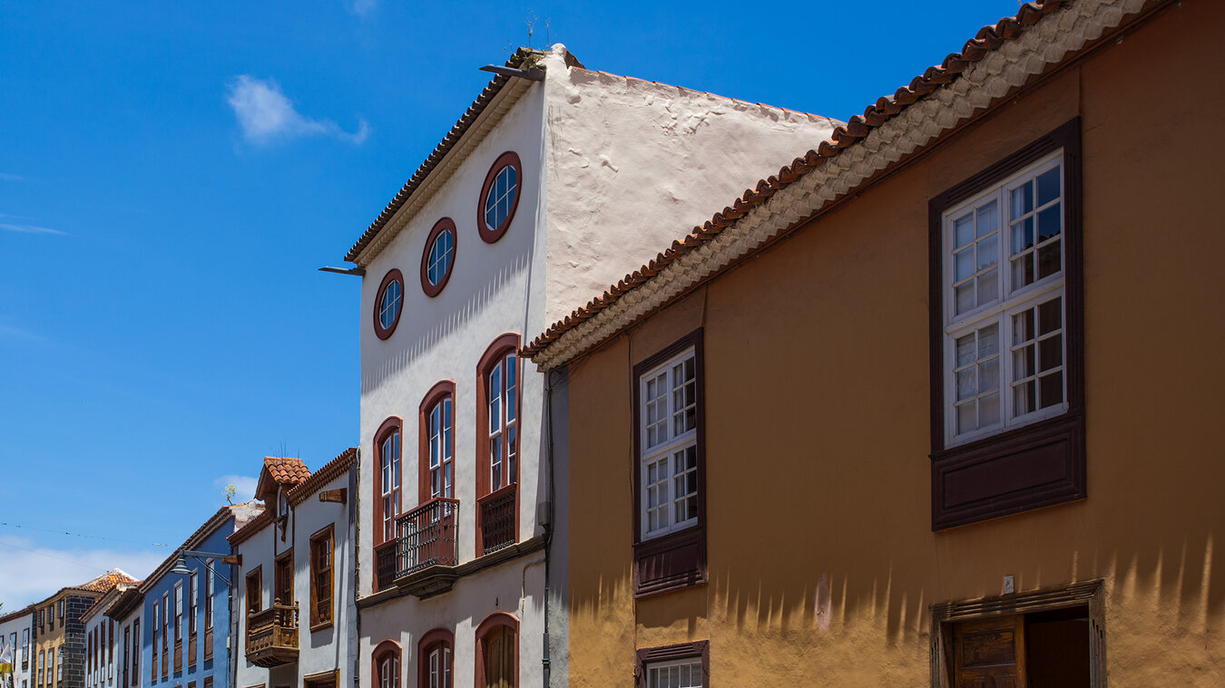 La Laguna: Urlaubsort für Wanderungen in das Anaga-Gebirge | © Sunhikes