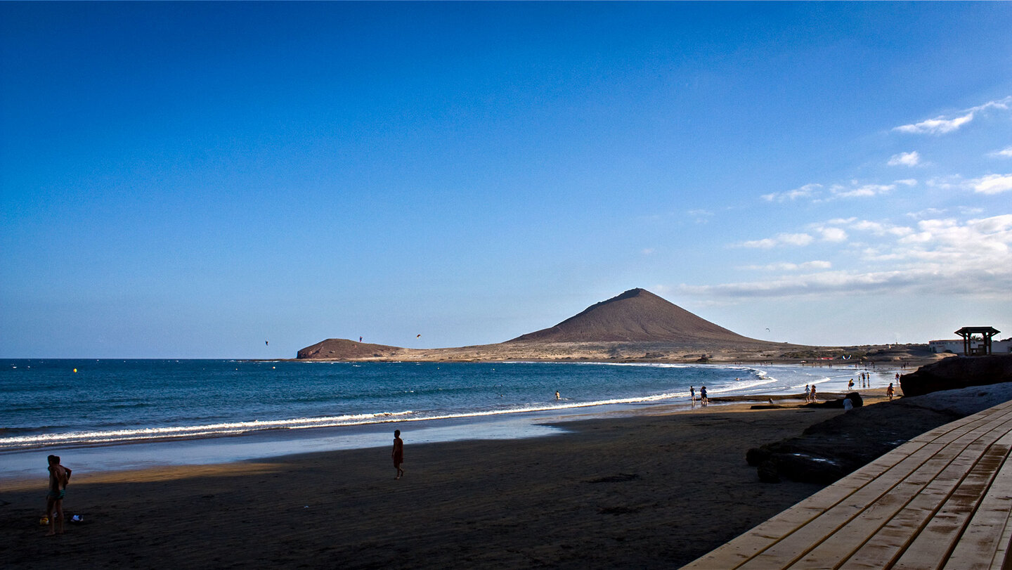 Stadtstrand an der Promenade von El Médano | © Sunhikes