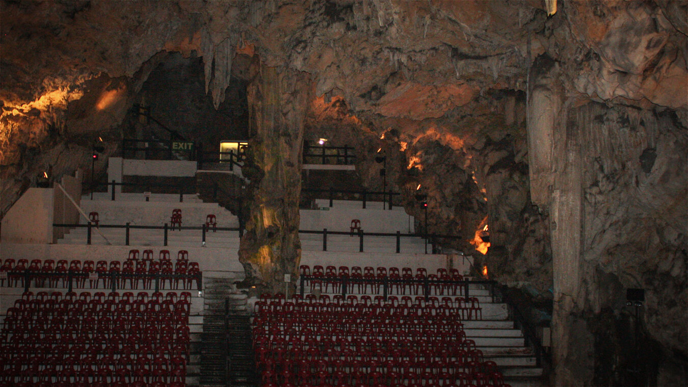 Konzertsaal der St. Michael’s Cave | © Sunhikes